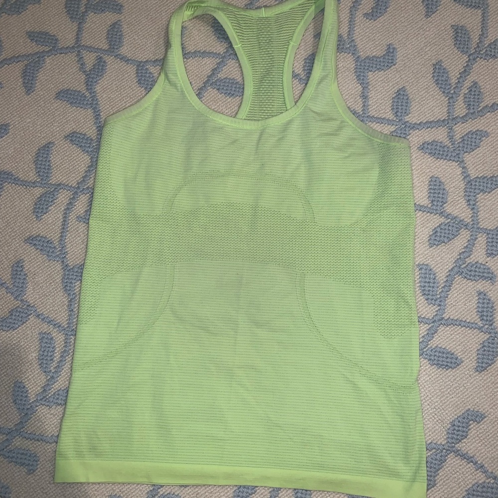 Lululemon swiftly tech racerback tank size 8